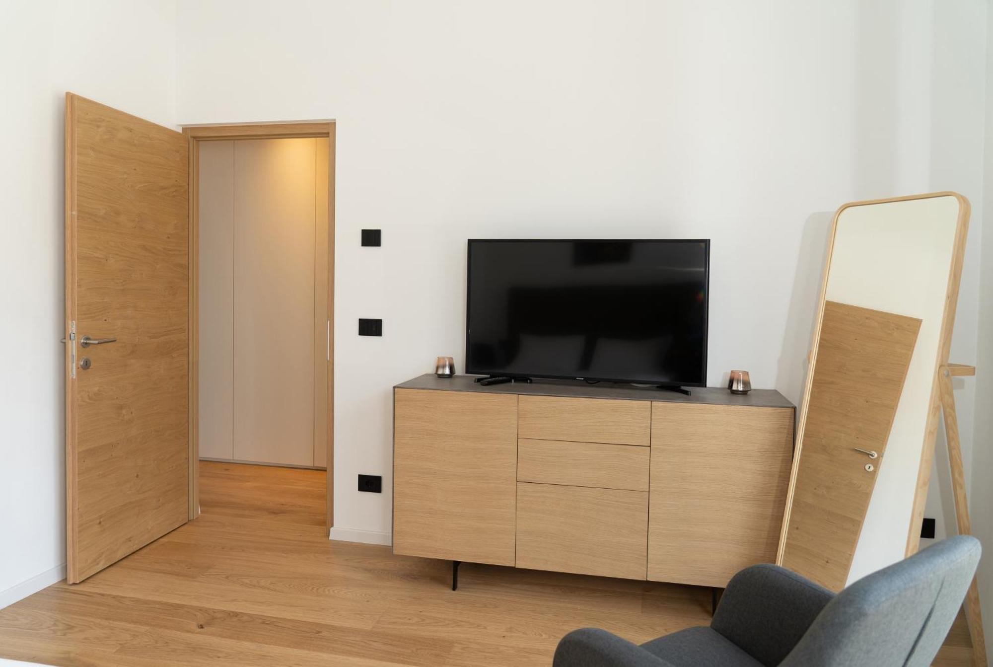 Serviced Apartments By Hotel De Charme Laveno Cameră foto