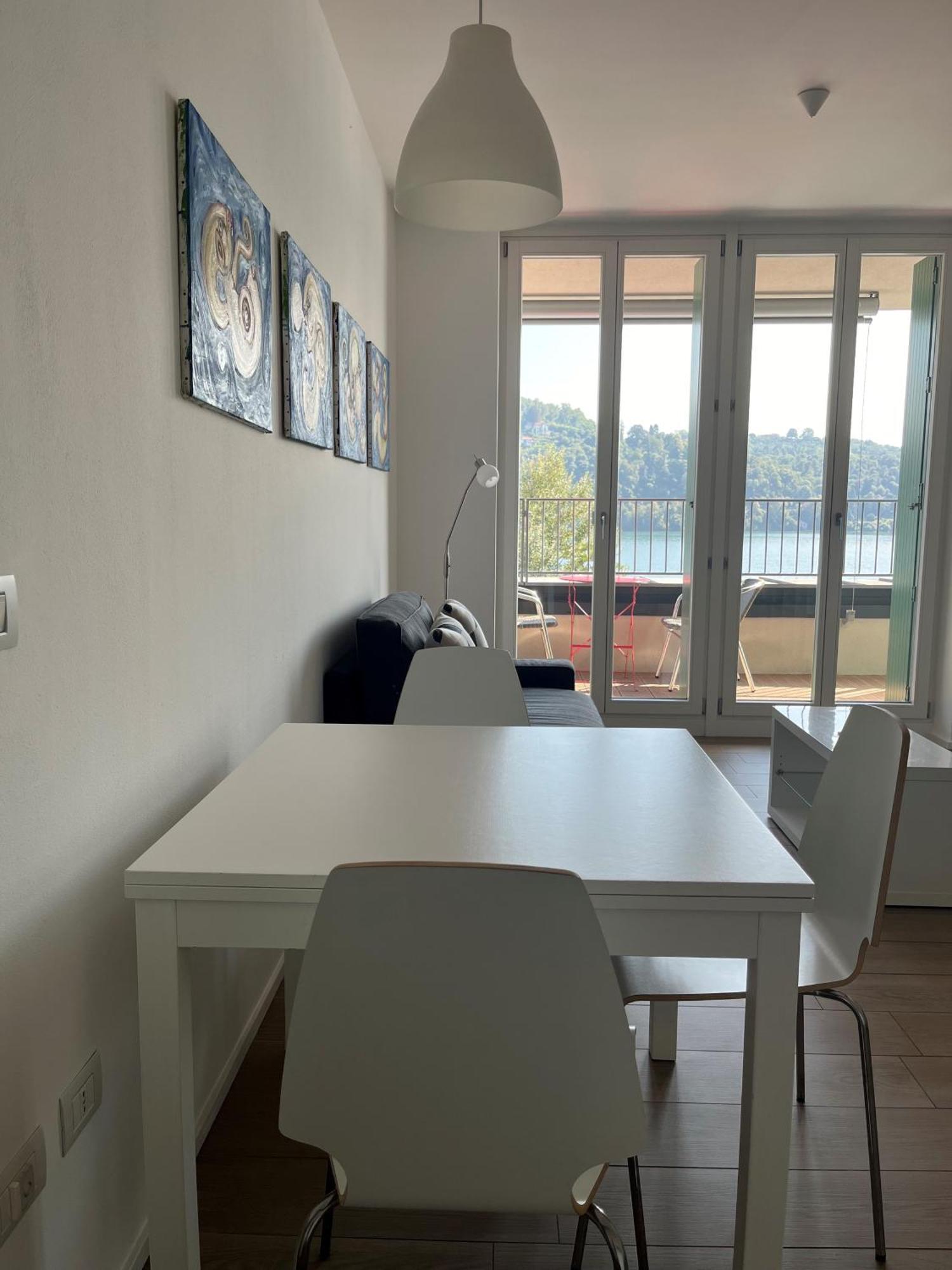 Serviced Apartments By Hotel De Charme Laveno Exterior foto